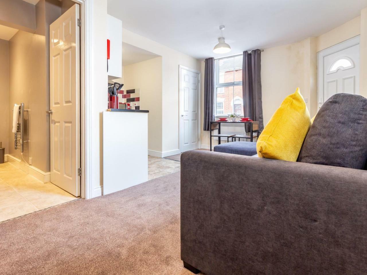 Northfield Street, Worcester City Centre - Guest Homes Luaran gambar