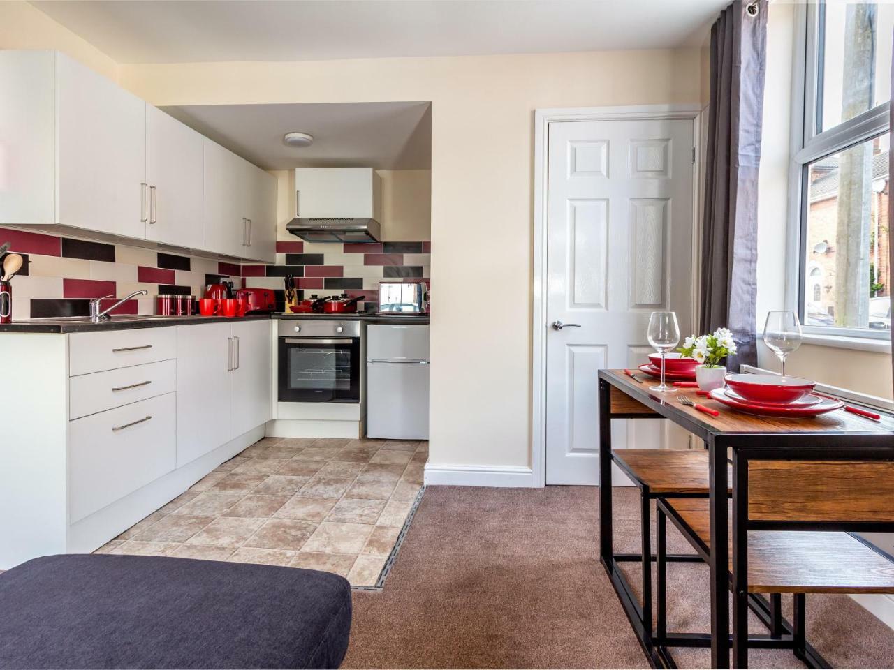 Northfield Street, Worcester City Centre - Guest Homes Luaran gambar
