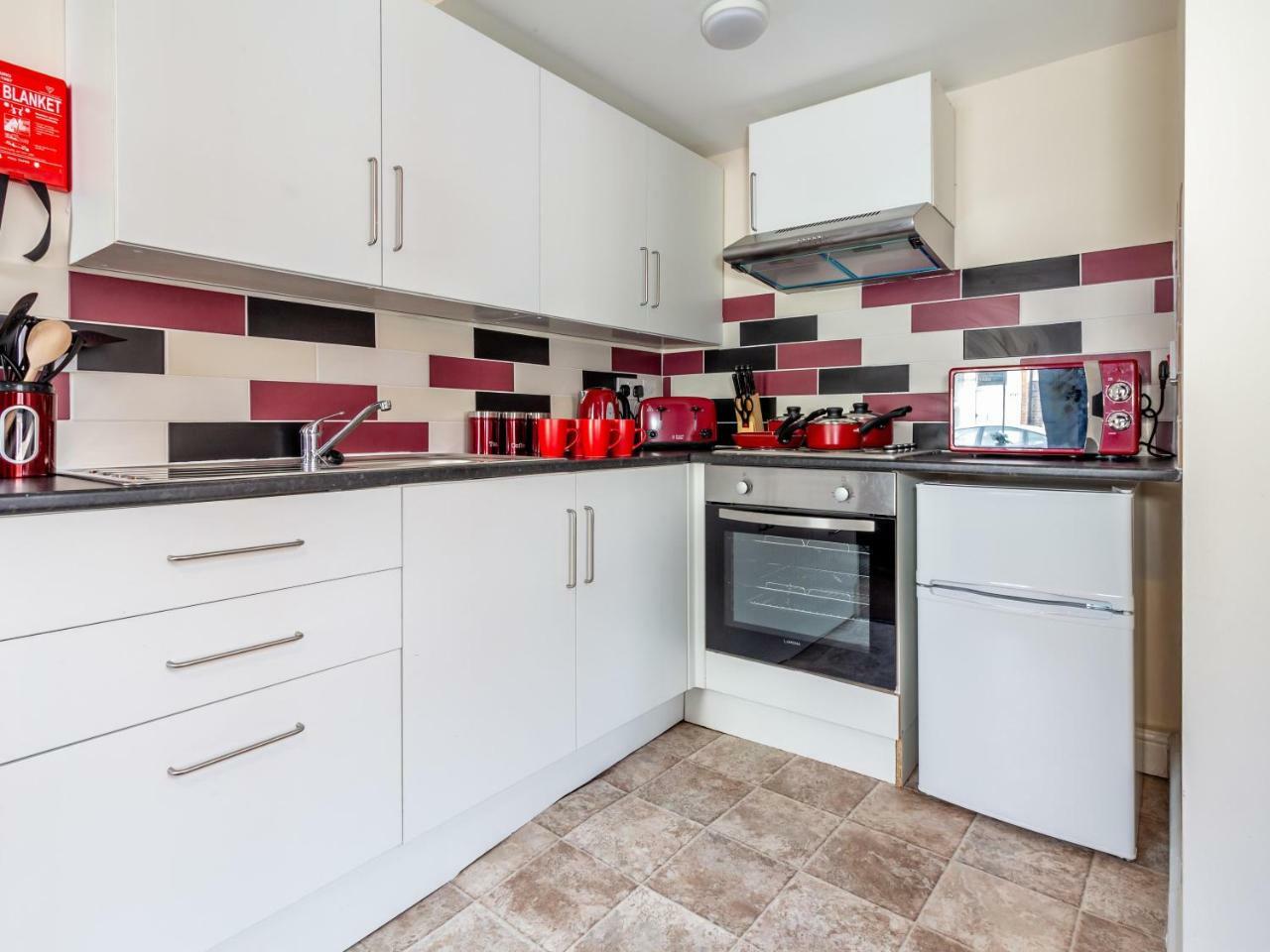 Northfield Street, Worcester City Centre - Guest Homes Luaran gambar
