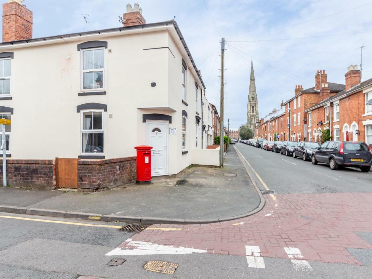 Northfield Street, Worcester City Centre - Guest Homes Luaran gambar
