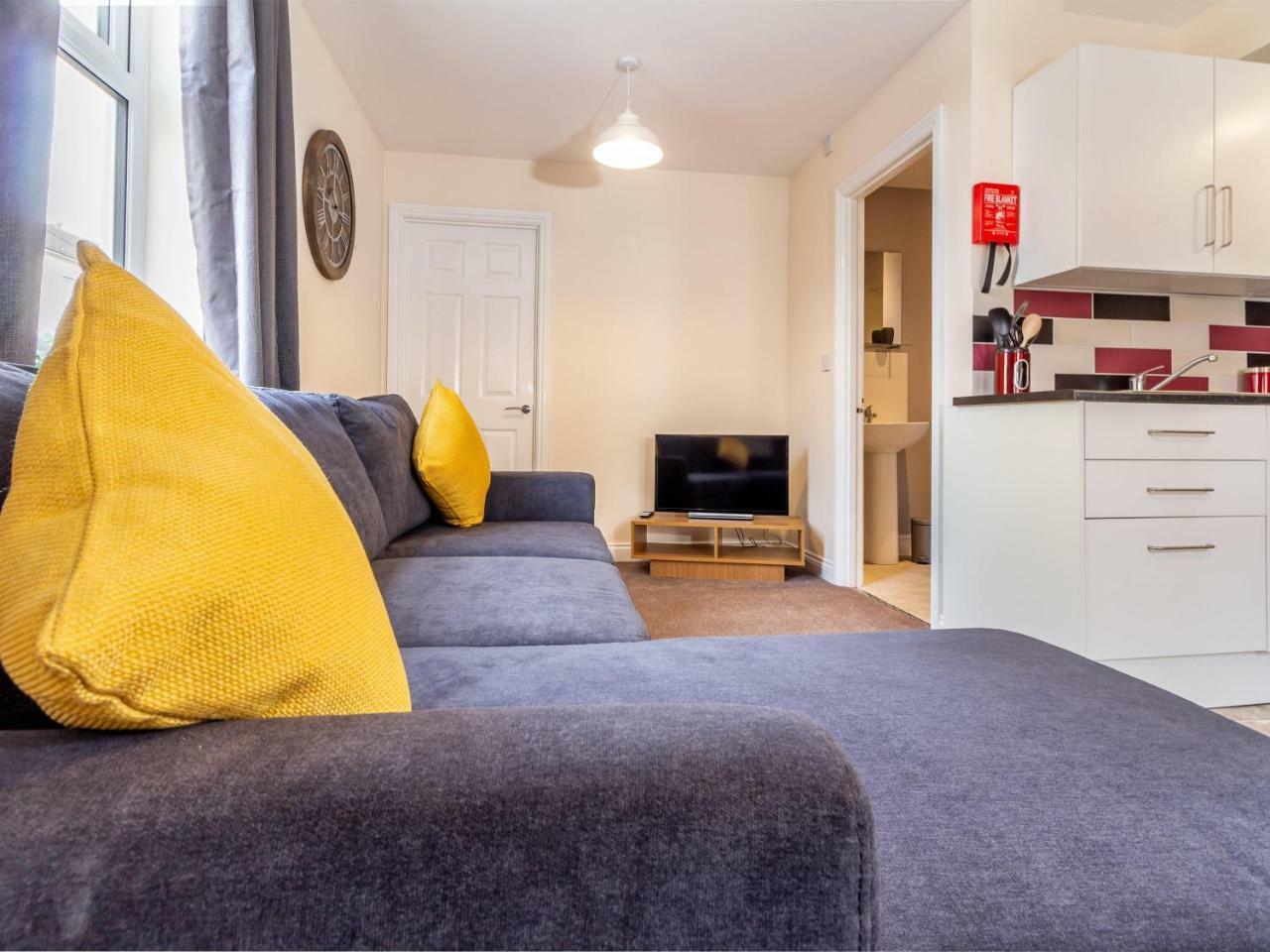 Northfield Street, Worcester City Centre - Guest Homes Luaran gambar