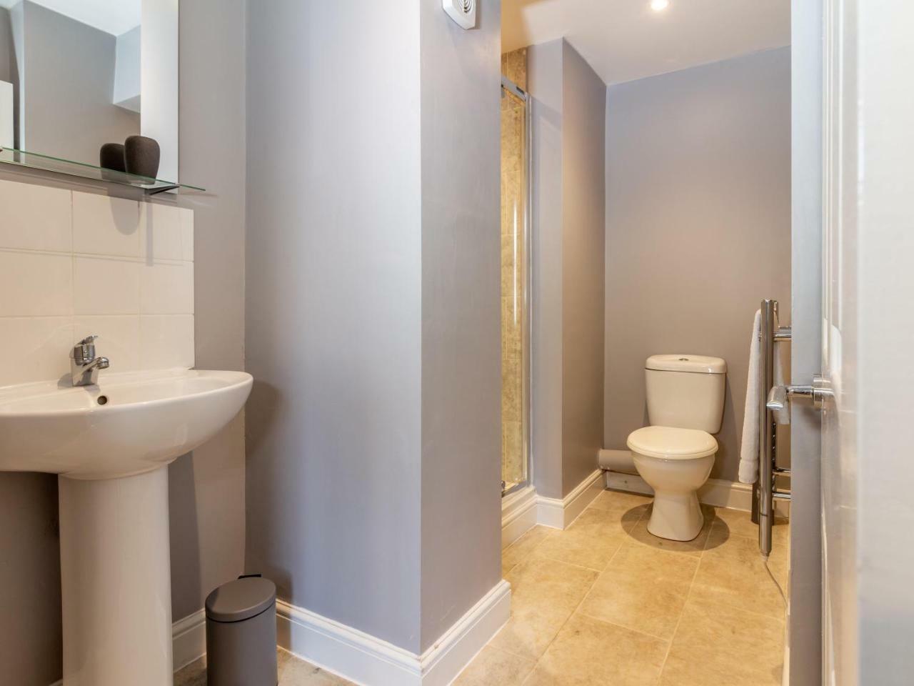 Northfield Street, Worcester City Centre - Guest Homes Luaran gambar