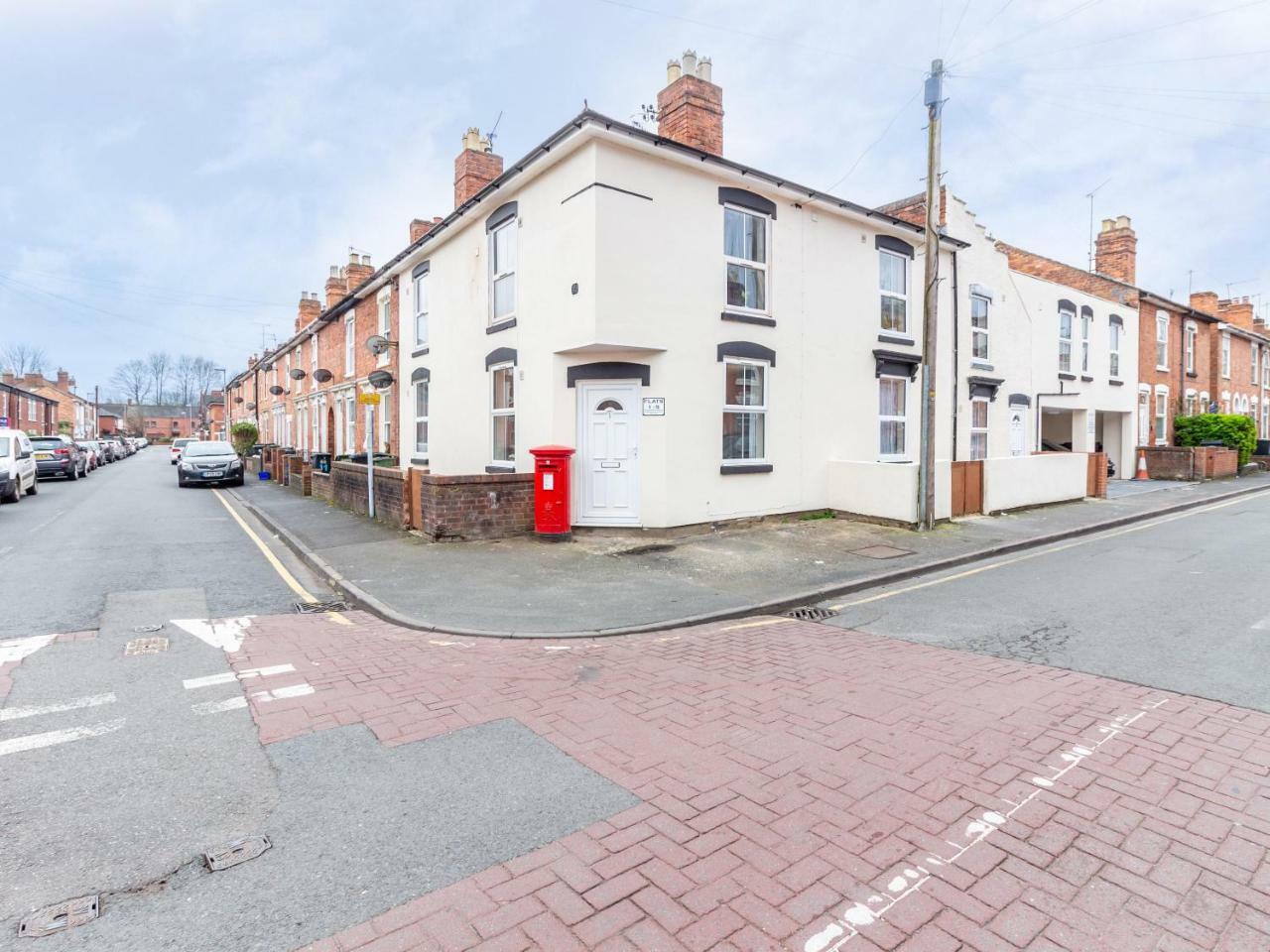 Northfield Street, Worcester City Centre - Guest Homes Luaran gambar